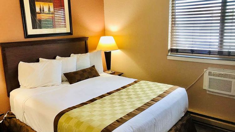 Ramada Spokane Valley Room