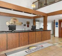 Days Inn & Conference Ctr - Bridgewater Lobby
