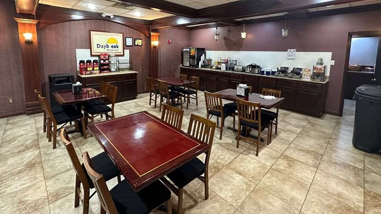 <b>Days Inn Jennings Other</b>. Images powered by <a href="https://iceportal.shijigroup.com/" title="IcePortal" target="_blank">IcePortal</a>.