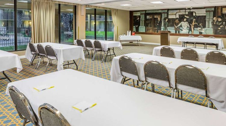 Days Inn Jennings Meeting