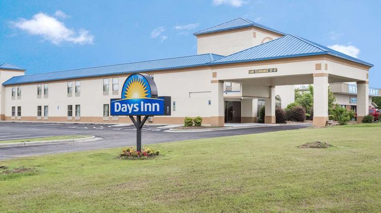 Days Inn Selma Exterior