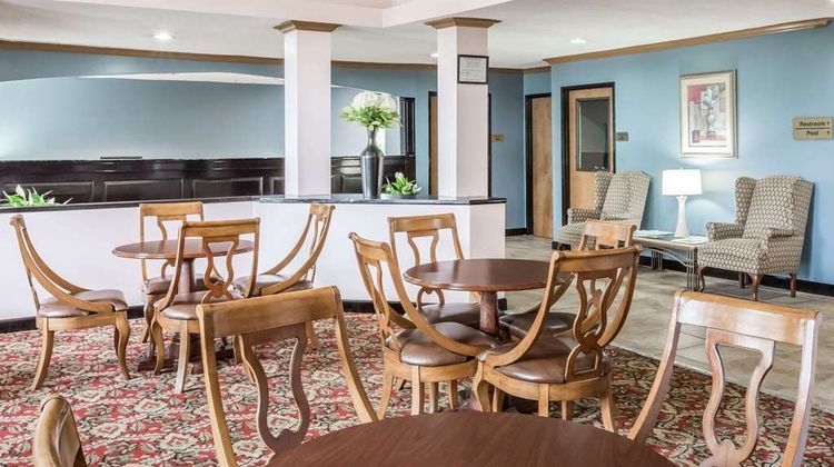Days Inn Selma Lobby