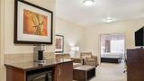Ramada Lac La Biche Suite