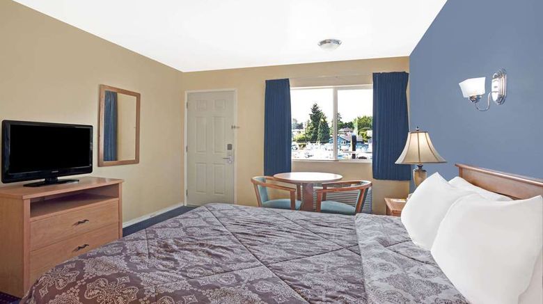 <b>Days Inn Seattle North of Downtown Room</b>. Images powered by <a href="https://iceportal.shijigroup.com/" title="IcePortal" target="_blank">IcePortal</a>.