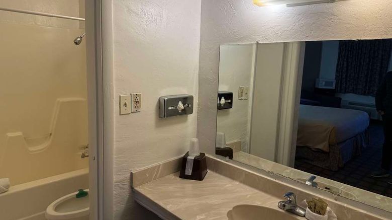 <b>Americas Best Value Inn Wendover Room</b>. Images powered by <a href="https://iceportal.shijigroup.com/" title="IcePortal" target="_blank">IcePortal</a>.