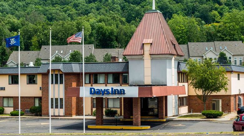<b>Days Inn Berlin Meriden Exterior</b>. Images powered by <a href="https://iceportal.shijigroup.com/" title="IcePortal" target="_blank">IcePortal</a>.
