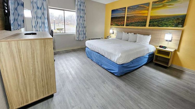 Days Inn Berlin Meriden Room