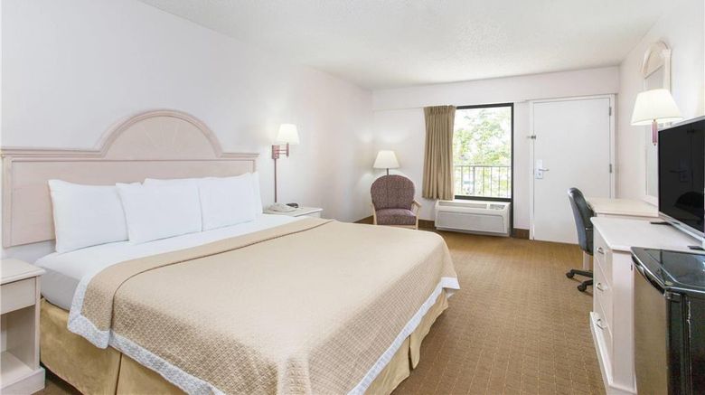 <b>Days Inn & Suites Navarre Conference Ctr Room</b>. Images powered by <a href="https://iceportal.shijigroup.com/" title="IcePortal" target="_blank">IcePortal</a>.