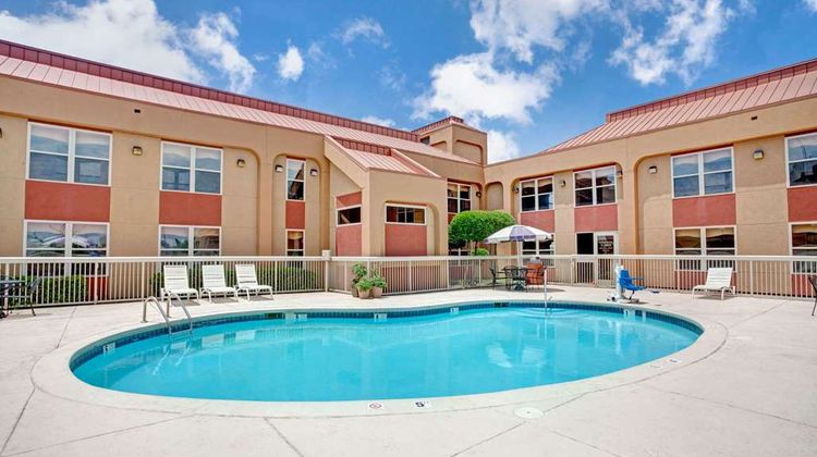 Ramada West Memphis Pool