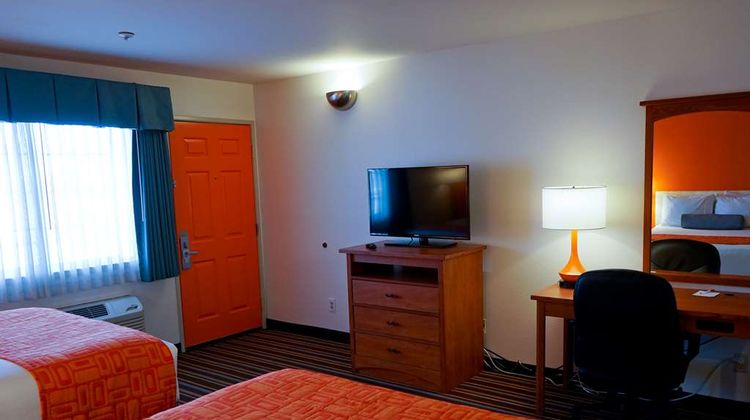 Howard Johnson Inn Salinas Room