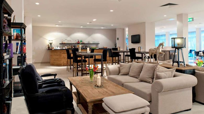 <b>TRYP by Wyndham Wuppertal Lobby</b>. Images powered by <a href="https://iceportal.shijigroup.com/" title="IcePortal" target="_blank">IcePortal</a>.