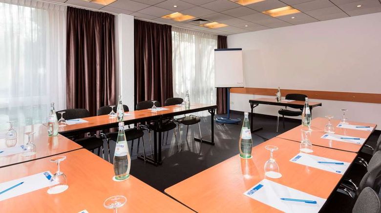 <b>TRYP by Wyndham Wuppertal Meeting</b>. Images powered by <a href="https://iceportal.shijigroup.com/" title="IcePortal" target="_blank">IcePortal</a>.