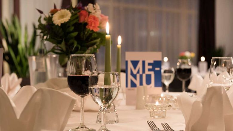 <b>TRYP by Wyndham Wuppertal Meeting</b>. Images powered by <a href="https://iceportal.shijigroup.com/" title="IcePortal" target="_blank">IcePortal</a>.