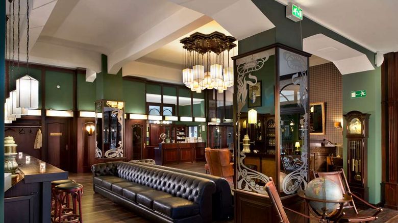 <b>TRYP by Wyndham Kassel City Centre Hotel Lobby</b>. Images powered by <a href="https://iceportal.shijigroup.com/" title="IcePortal" target="_blank">IcePortal</a>.