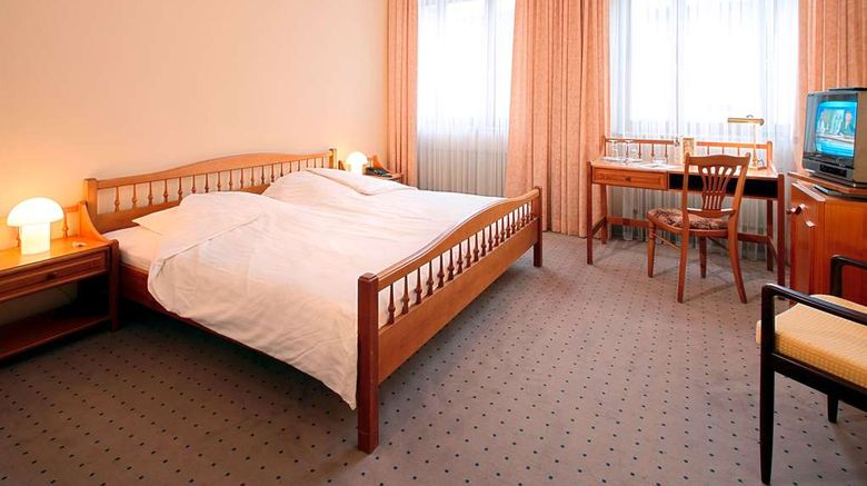 <b>TRYP by Wyndham Kassel City Centre Hotel Room</b>. Images powered by <a href="https://iceportal.shijigroup.com/" title="IcePortal" target="_blank">IcePortal</a>.