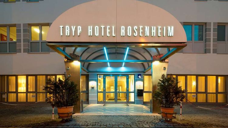 Ibis Styles Rosenheim Exterior
