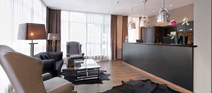TRYP by Wyndham Bremen Airport Lobby