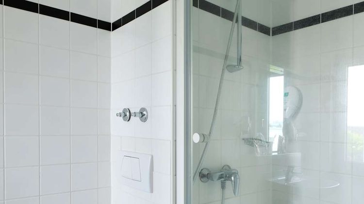 TRYP by Wyndham Bremen Airport Room