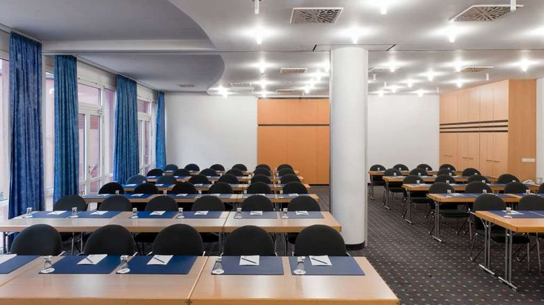 <b>Tryp by Wyndham Halle Meeting</b>. Images powered by <a href="https://iceportal.shijigroup.com/" title="IcePortal" target="_blank">IcePortal</a>.