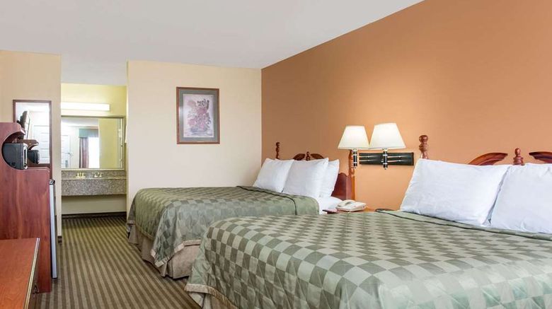 <b>Days Inn Orange Room</b>. Images powered by <a href="https://iceportal.shijigroup.com/" title="IcePortal" target="_blank">IcePortal</a>.