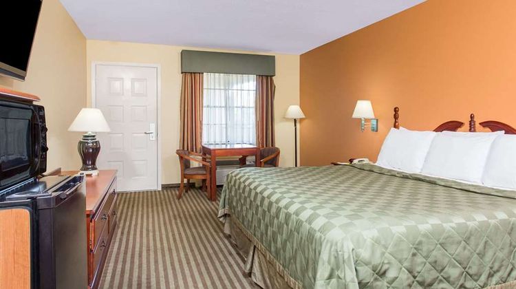 Days Inn Orange Room
