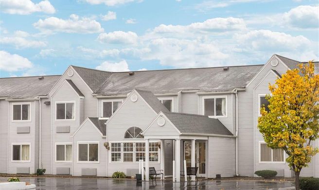 Baymont by Wyndham Henrietta/Rochester Exterior