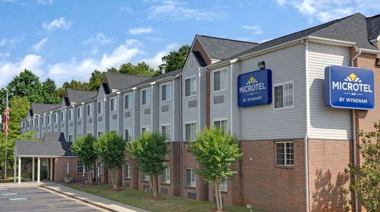 Microtel Inn/Suites Charlotte/Univ Place Exterior