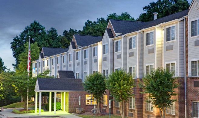 Microtel Inn/Suites Charlotte/Univ Place Exterior