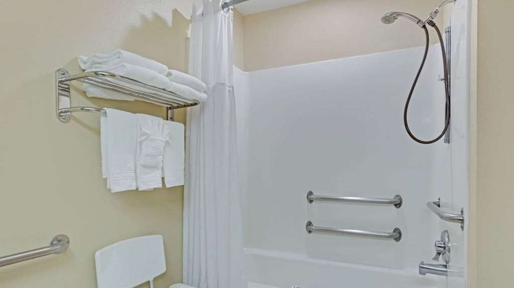 Microtel Inn/Suites Charlotte/Univ Place Room