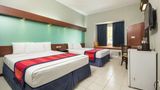 Microtel by Wyndham Eagle Ridge Room