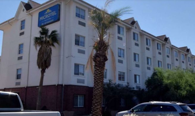 Microtel Inn & Suites Ciudad Juarez Exterior