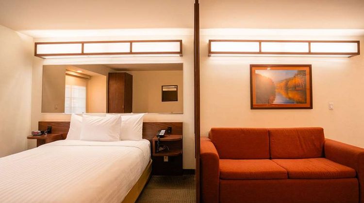 Microtel Inn & Suites Ciudad Juarez Suite