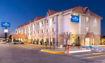 Microtel Inn/Suites by Wyndham Chihuaha