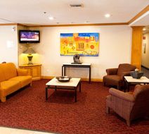 Microtel Inn/Suites by Wyndham Chihuaha Lobby