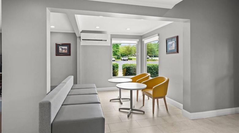 <b>Microtel Inn Lexington Lobby</b>. Images powered by <a href="https://iceportal.shijigroup.com/" title="IcePortal" target="_blank">IcePortal</a>.