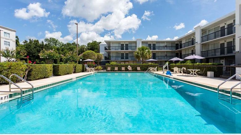 <b>Ramada by Wyndham Altamonte Springs Pool</b>. Images powered by <a href="https://iceportal.shijigroup.com/" title="IcePortal" target="_blank">IcePortal</a>.