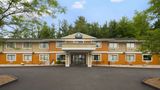 <b>Days Inn & Suites Stevens Point Exterior</b>. Images powered by <a href="https://iceportal.shijigroup.com/" title="IcePortal" target="_blank">IcePortal</a>.