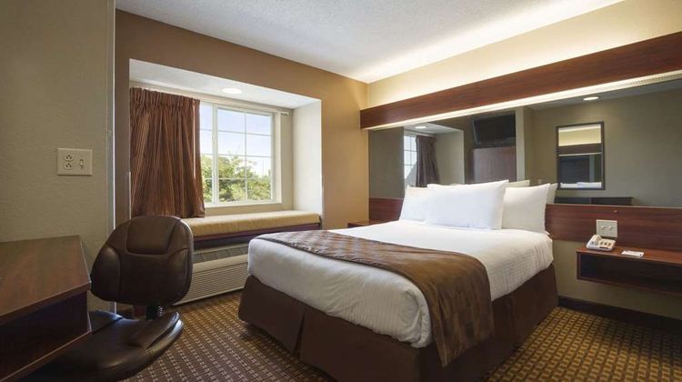 Microtel Inn & Suites Duncan/Spartanburg Room