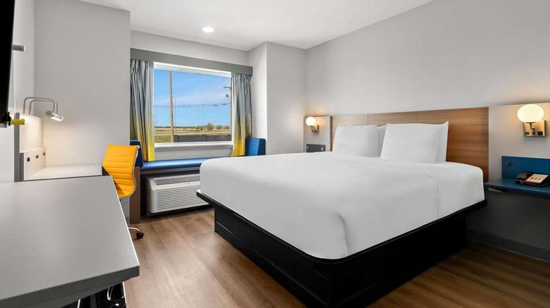 <b>Microtel Inn & Suites Tulsa East Suite</b>. Images powered by <a href="https://iceportal.shijigroup.com/" title="IcePortal" target="_blank">IcePortal</a>.