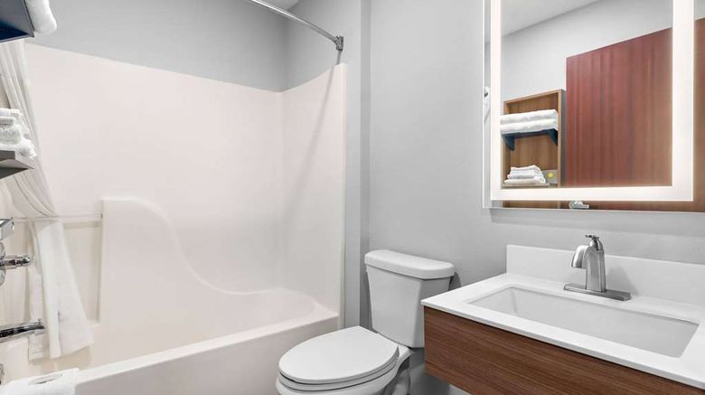 <b>Microtel Inn & Suites Tulsa East Suite</b>. Images powered by <a href="https://iceportal.shijigroup.com/" title="IcePortal" target="_blank">IcePortal</a>.