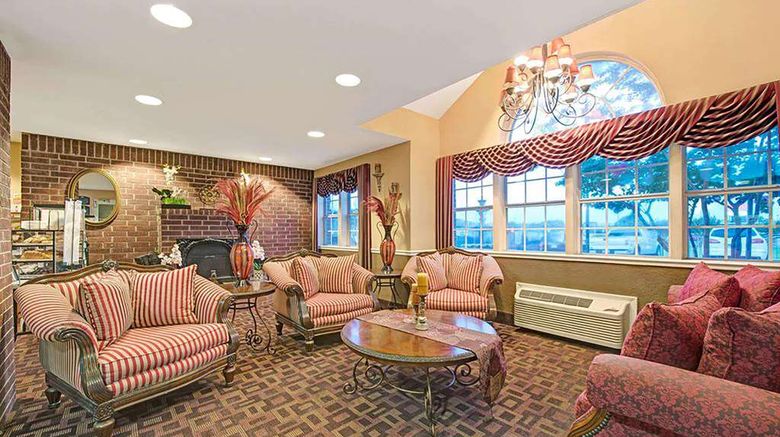 <b>Super 8 by Wyndham San Antonio Downtown NE Lobby</b>. Images powered by <a href="https://iceportal.shijigroup.com/" title="IcePortal" target="_blank">IcePortal</a>.