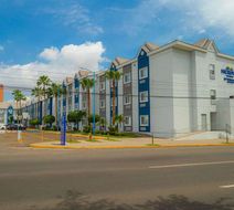 Microtel Inn & Stes by Wyndham Culiacan Exterior