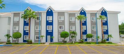 Microtel Inn & Stes by Wyndham Culiacan Exterior