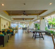 Microtel by Wyndham Boracay Lobby
