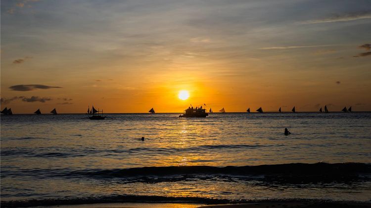 Microtel by Wyndham Boracay Beach