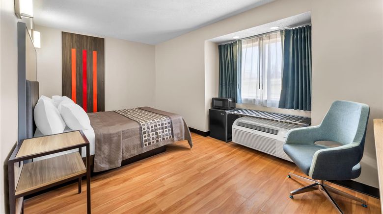 <b>Knights Inn & Suites Allentown Room</b>. Images powered by <a href="https://iceportal.shijigroup.com/" title="IcePortal" target="_blank">IcePortal</a>.