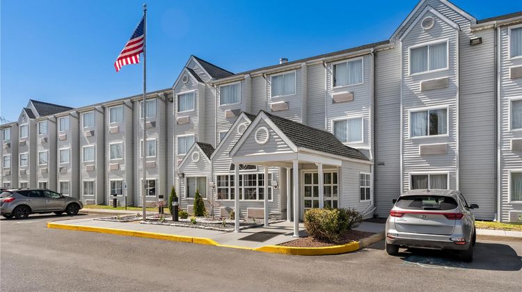 Knights Inn & Suites Allentown Exterior