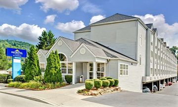Microtel Inn & Suites Gatlinburg