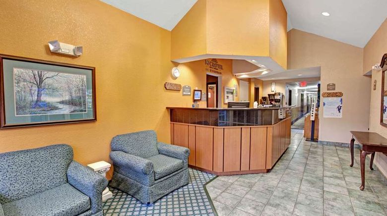 <b>Microtel Inn & Suites Gatlinburg Lobby</b>. Images powered by <a href="https://iceportal.shijigroup.com/" title="IcePortal" target="_blank">IcePortal</a>.