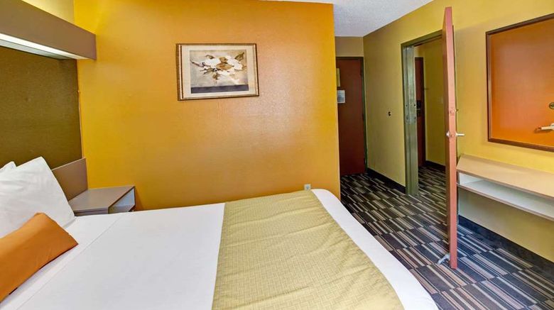 <b>Microtel Inn & Suites Gatlinburg Room</b>. Images powered by <a href="https://iceportal.shijigroup.com/" title="IcePortal" target="_blank">IcePortal</a>.
